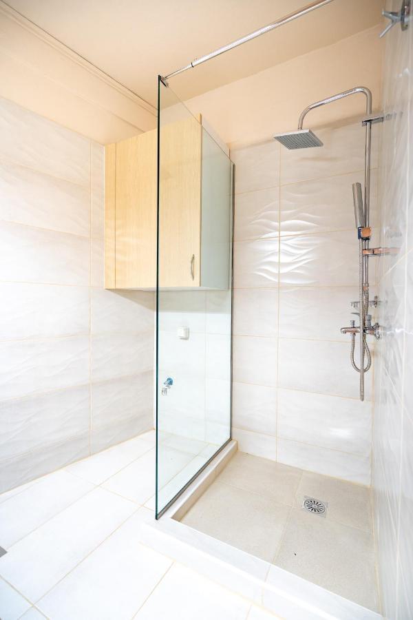 Monastiraki Metro Station Studio For 4 Persons Athens Ngoại thất bức ảnh