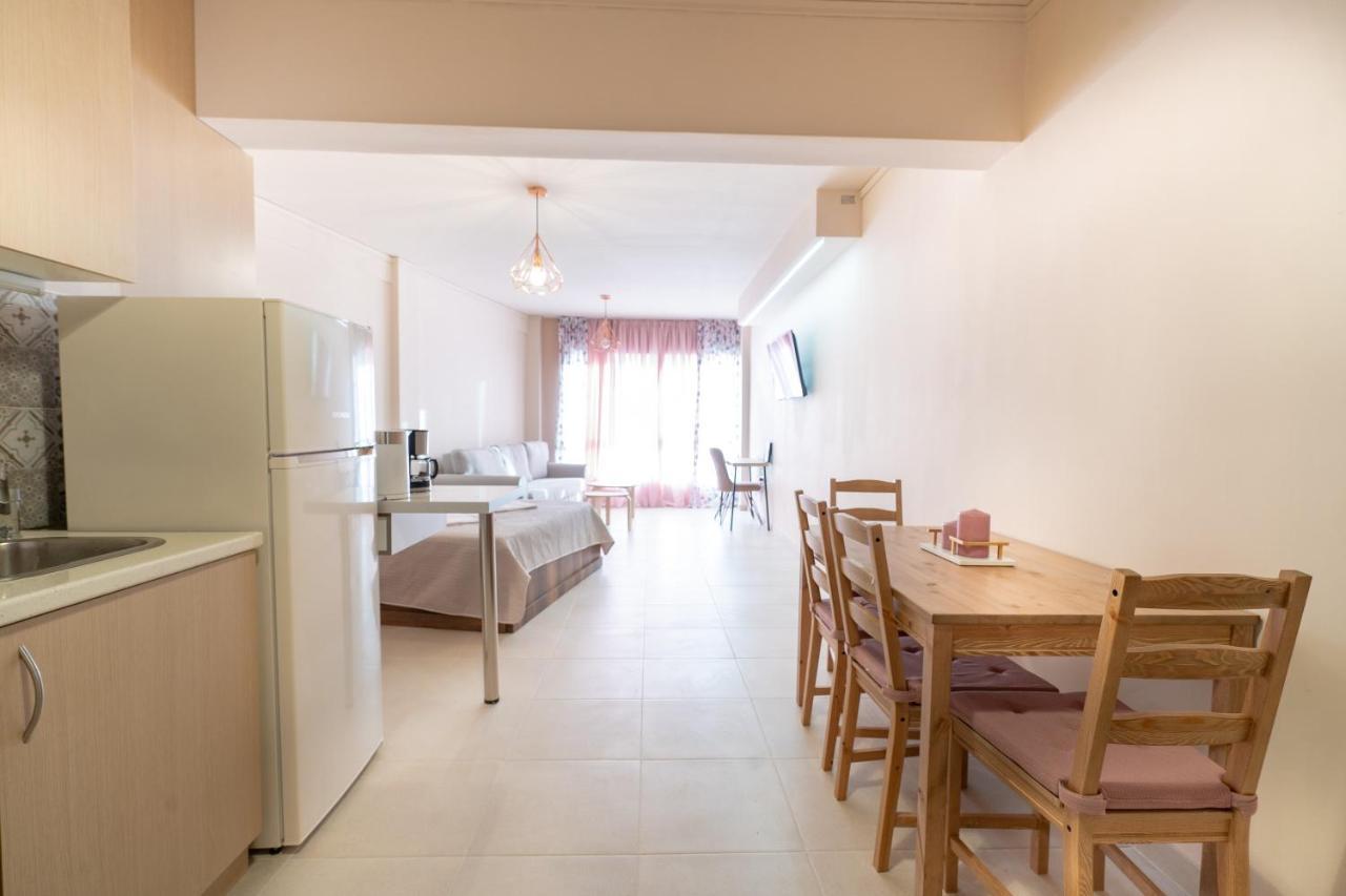 Monastiraki Metro Station Studio For 4 Persons Athens Ngoại thất bức ảnh
